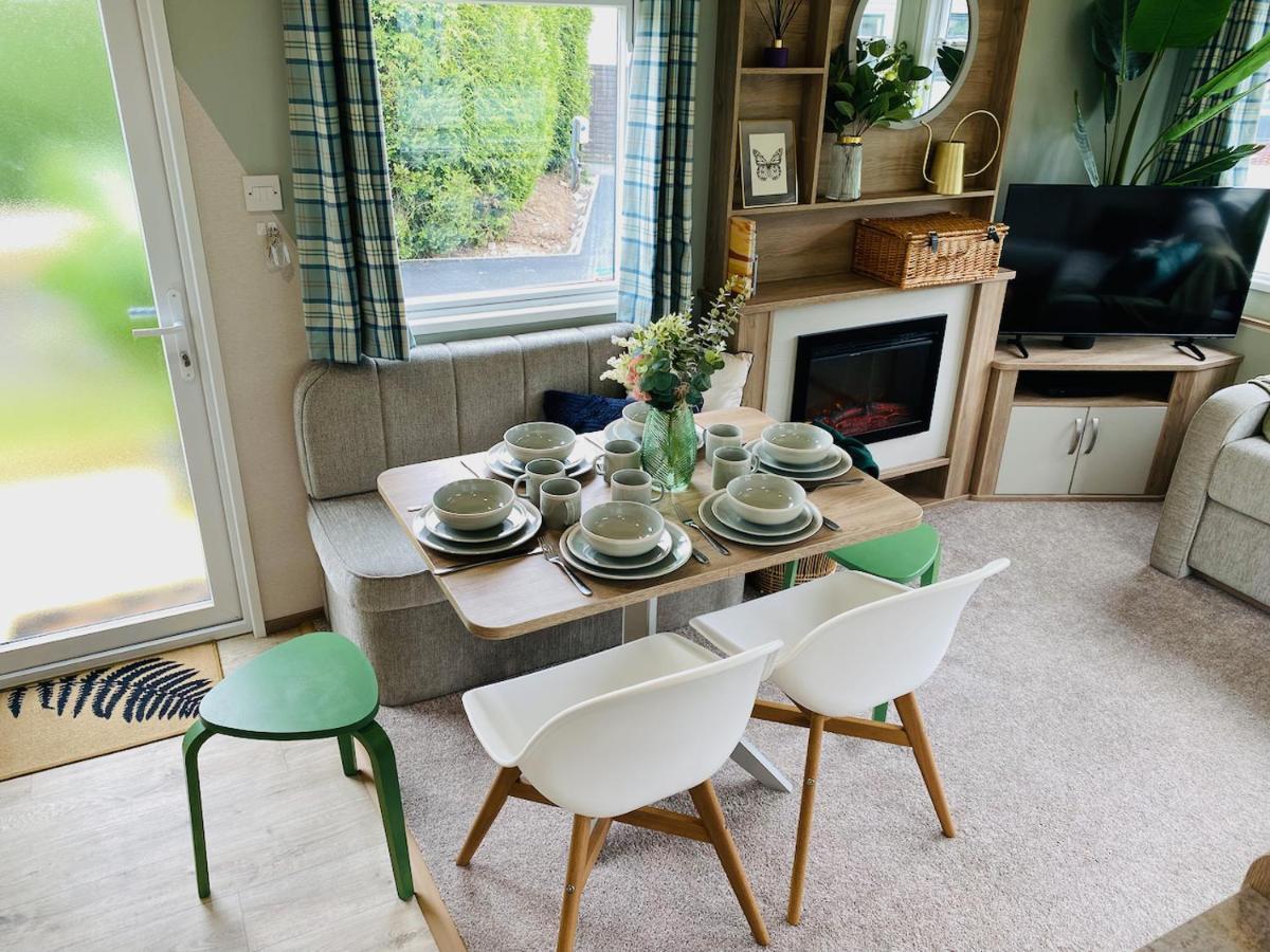 The Sanctuary Holiday Home - Escape The Ordinary Knaresborough Kültér fotó