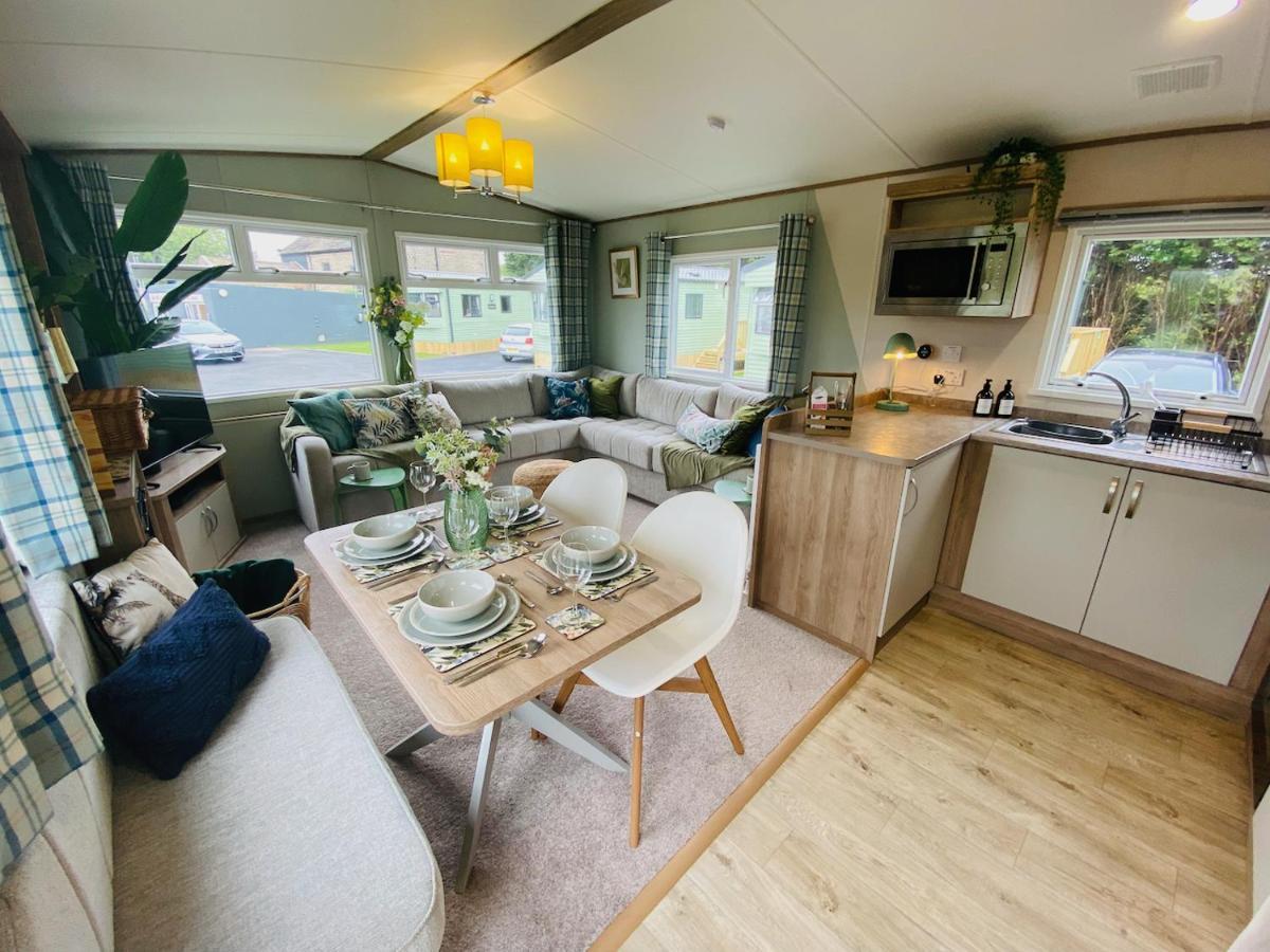 The Sanctuary Holiday Home - Escape The Ordinary Knaresborough Kültér fotó
