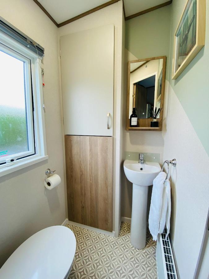 The Sanctuary Holiday Home - Escape The Ordinary Knaresborough Kültér fotó